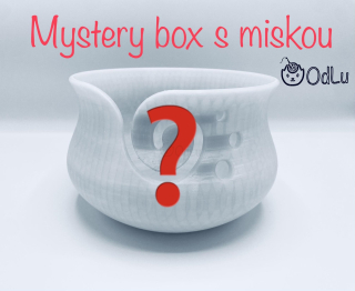 Mystery Box s Miskou na přízi