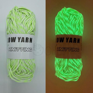 Glow in dark příze žíhaná jarní zelená